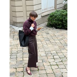 Main Image JOSEPH Thurlow Short Pant Maraschino