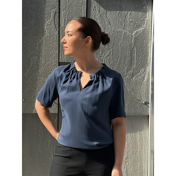 Amuse Linda Blouse Navy
